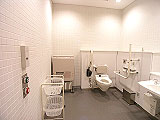多機能トイレ内