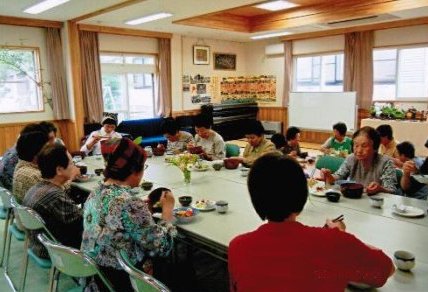 団体を翻成したきっかけは?の画像