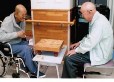 団体を翻成したきっかけは?の画像