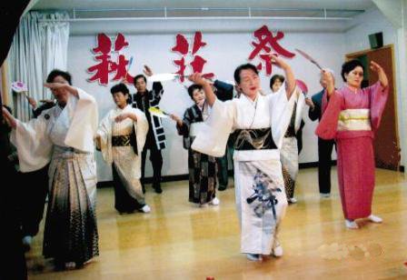 NPO活動実践「龍扇会」の画像