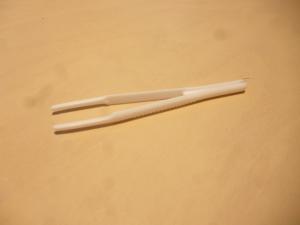 プラスチックピンセット